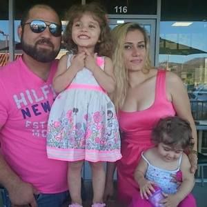 Meet your Posher, Flora